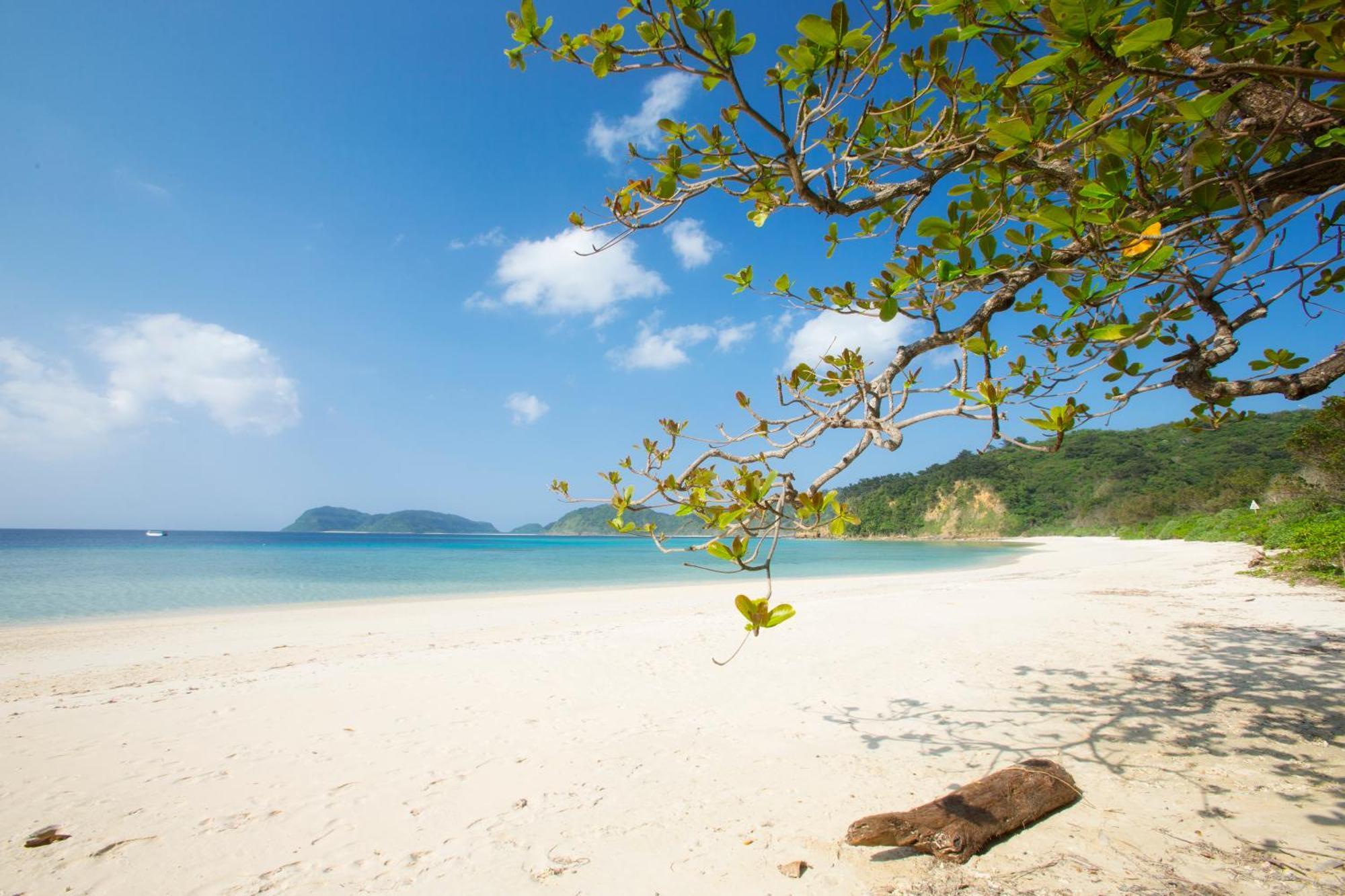 Iriomote Hotel By Hoshino Resorts Urauchi Екстериор снимка
