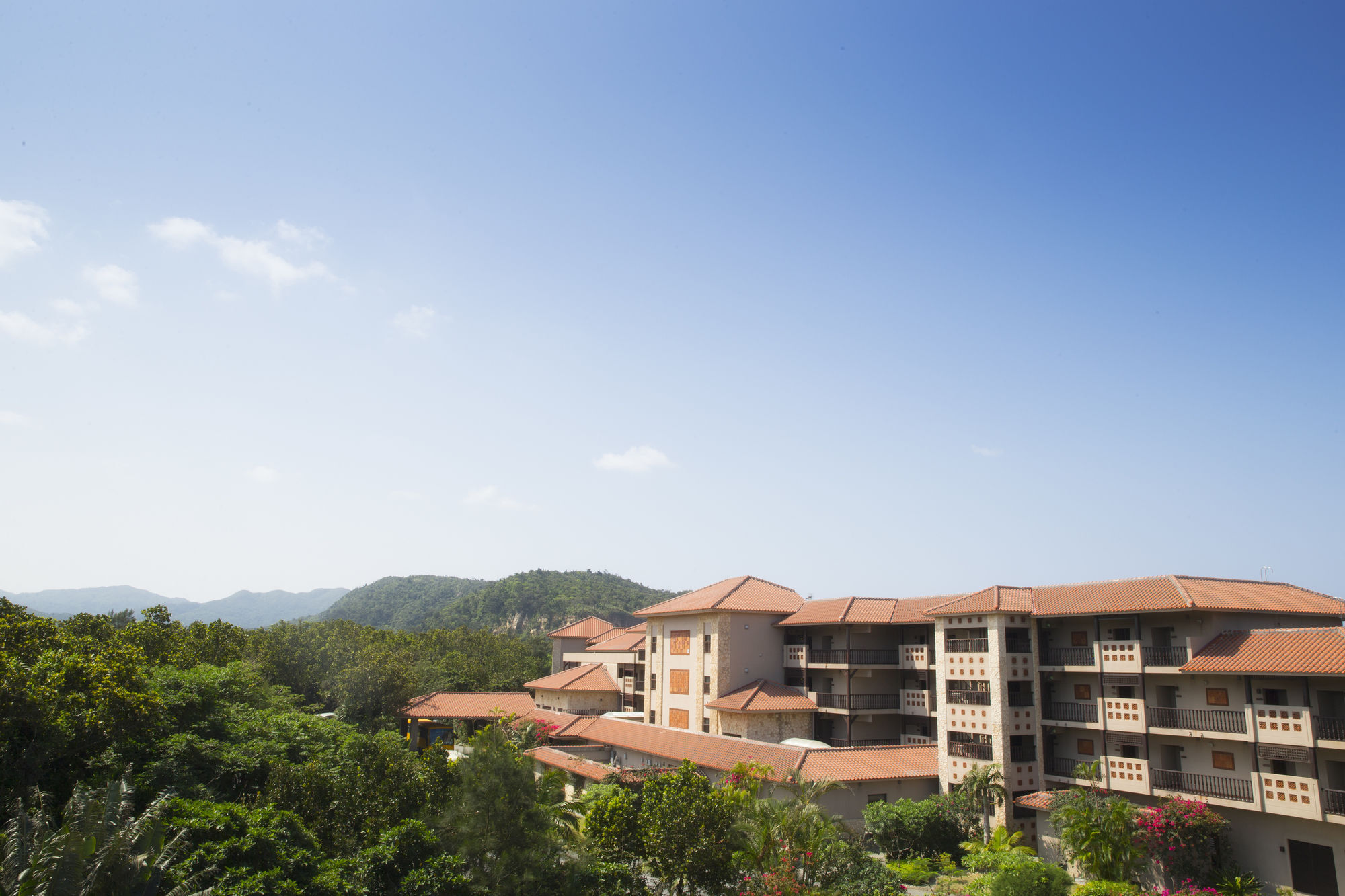 Iriomote Hotel By Hoshino Resorts Urauchi Екстериор снимка